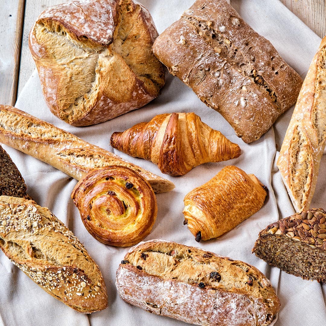 Frieche Backware (croissant, pain au chocolatm brot, Baguette) bei käseladen Leipziger strasse frankfurt